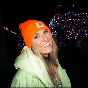 Meet your Posher, Elinor